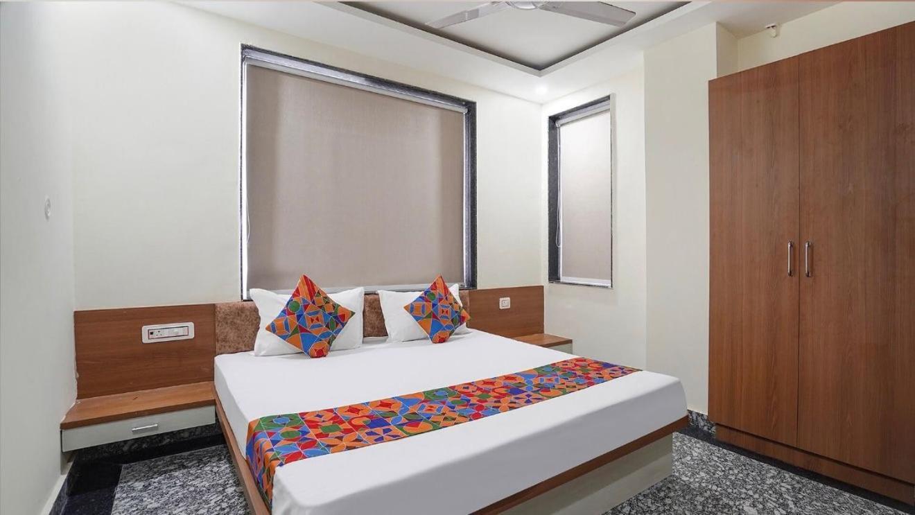 Shri Ram Mohan Palace Guest house *