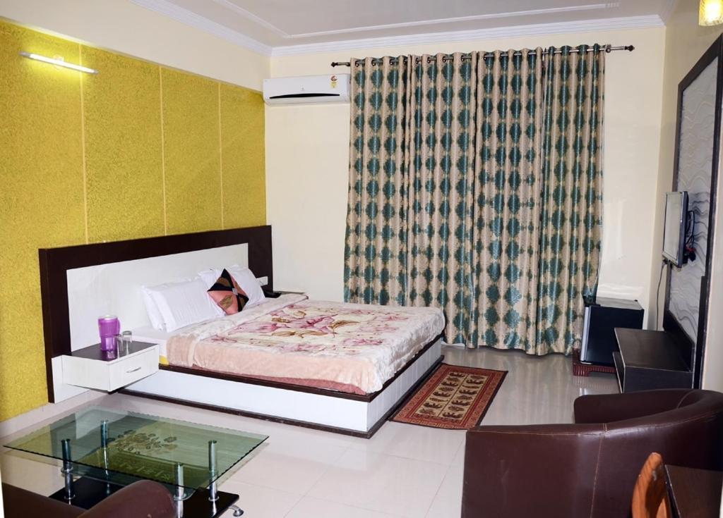 Krishna International Hotel