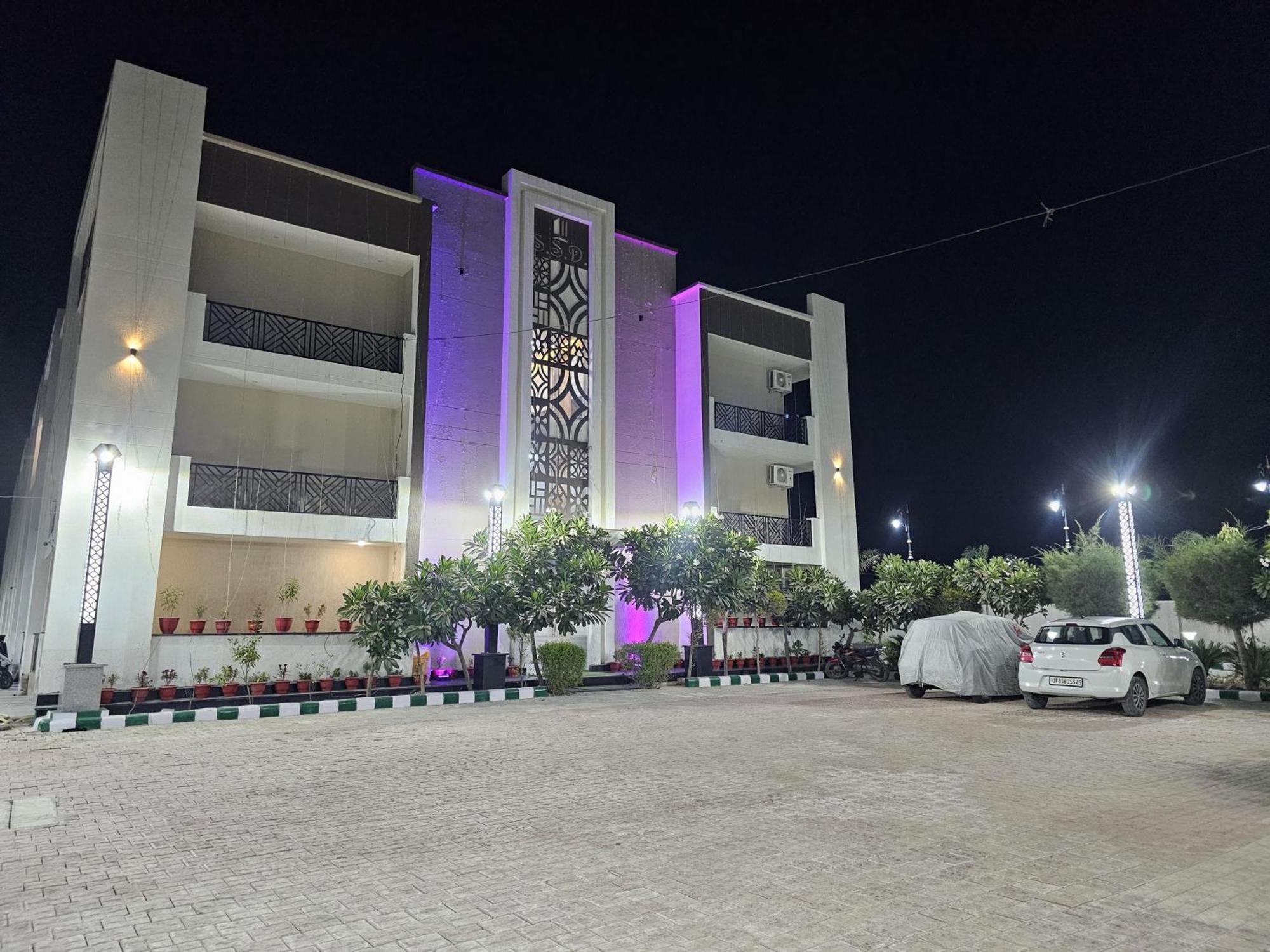 Hotel Shri Sadhana Vrindavan