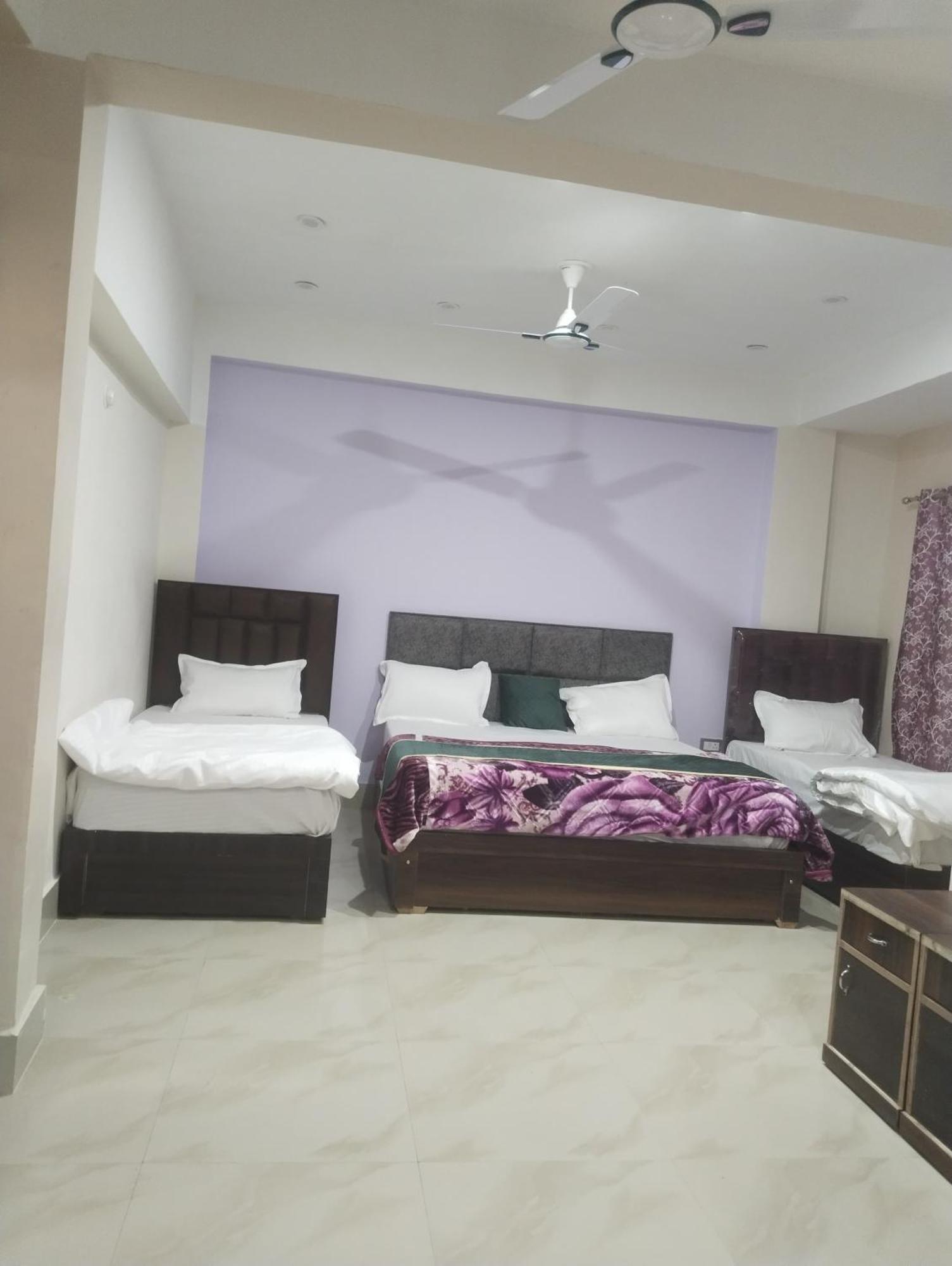 Dixit Residency 2* Vrindavan