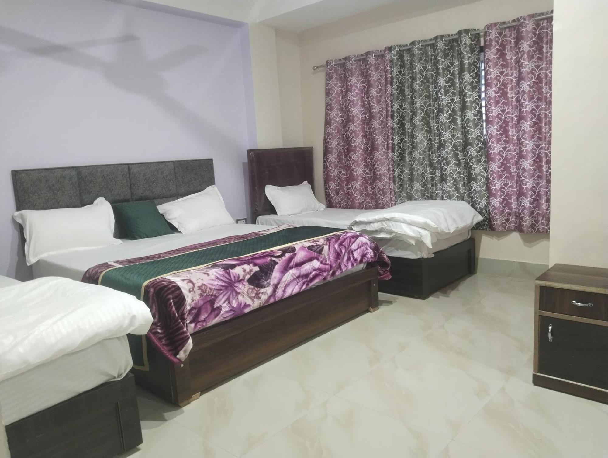 Hotel Dixit Residency