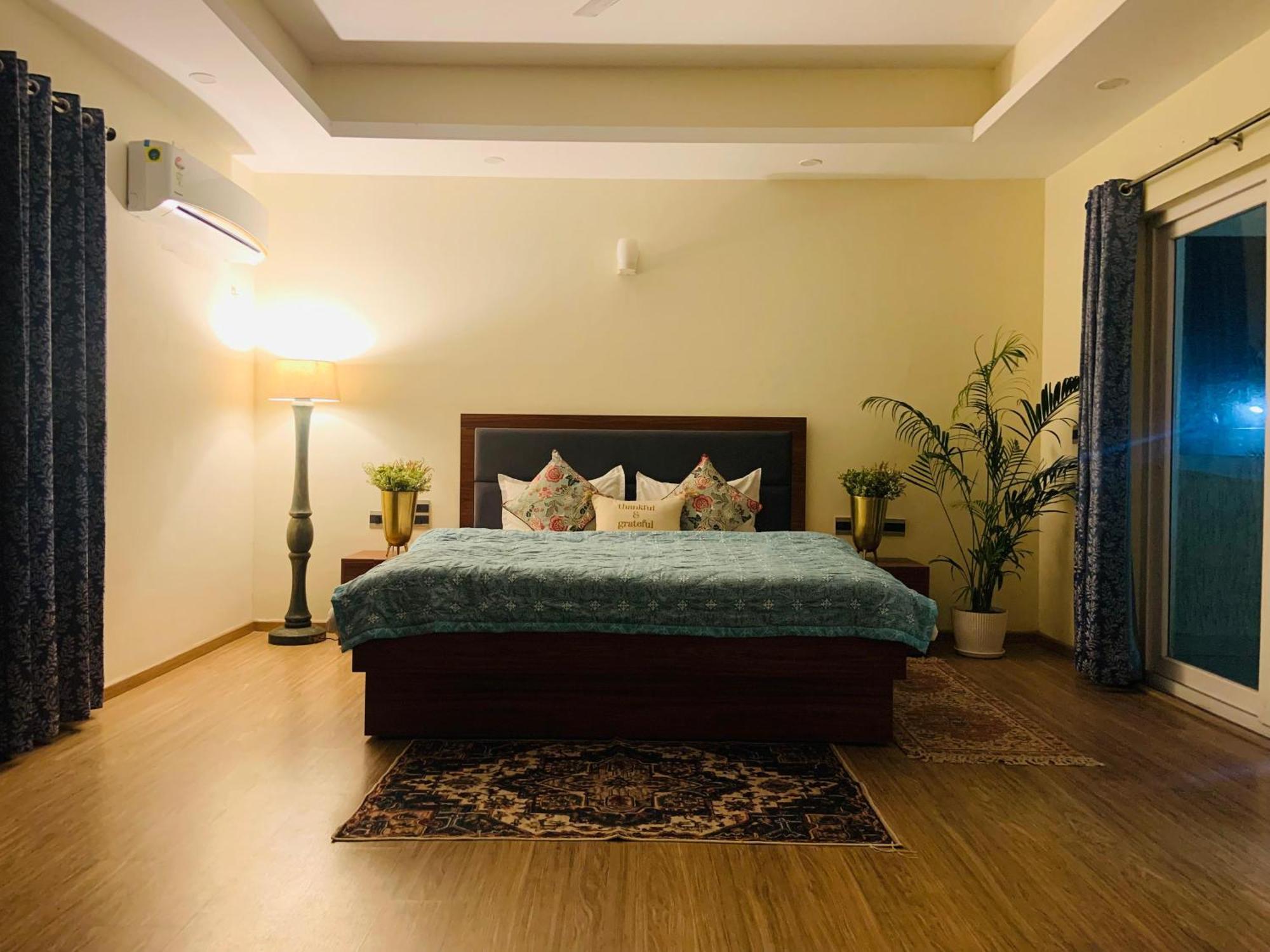 Umang - Premium Like In Vrindavan