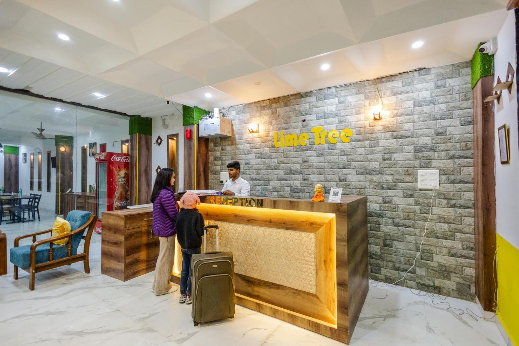 Lime Tree And Banquet 4*