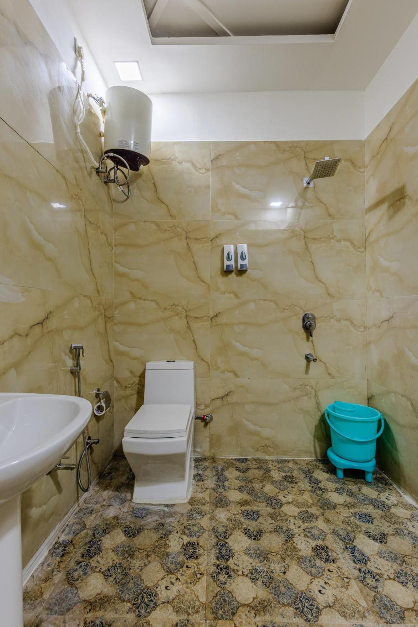 Lime Tree And Banquet Hotel Vrindavan