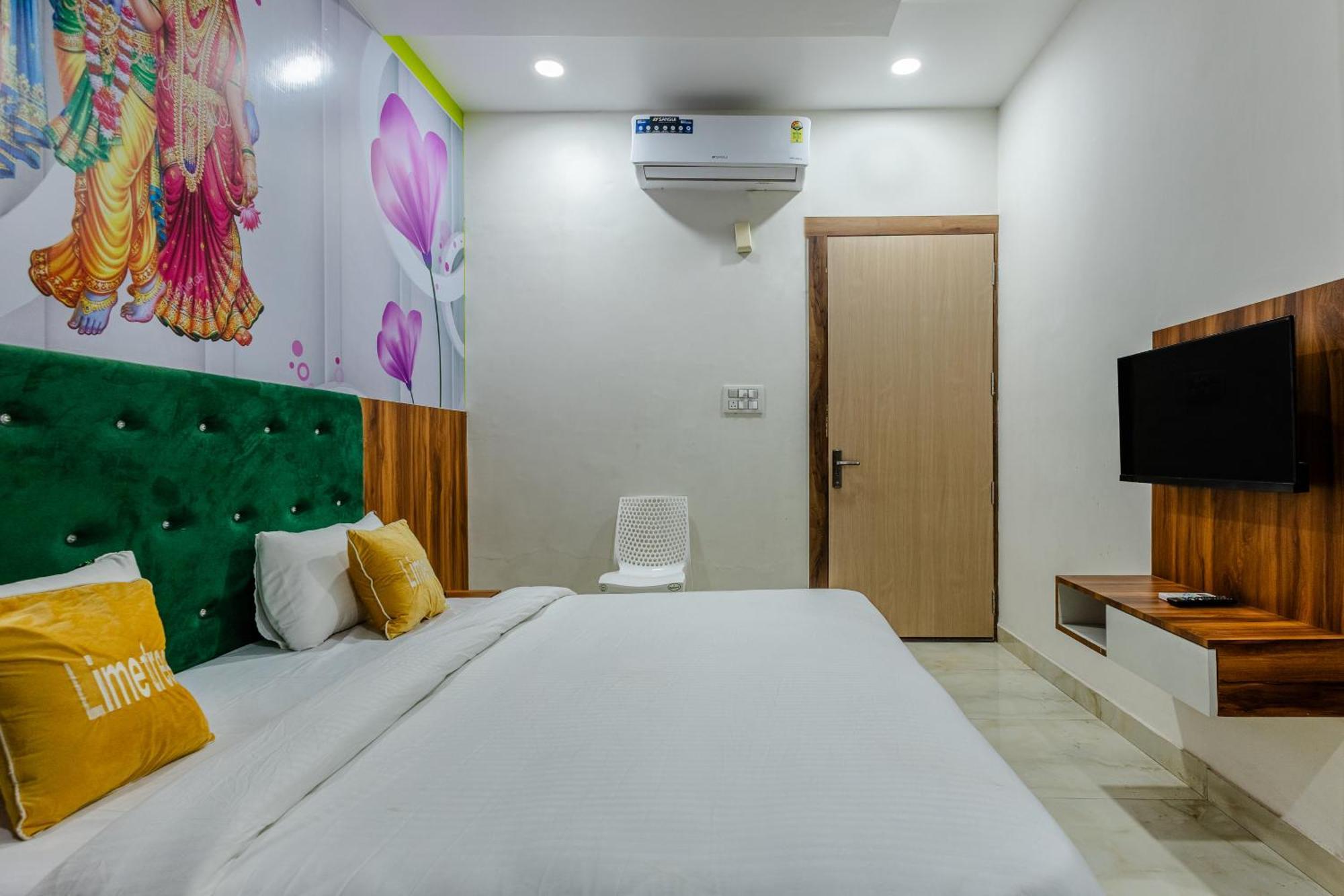 Hotel Lime Tree And Banquet
