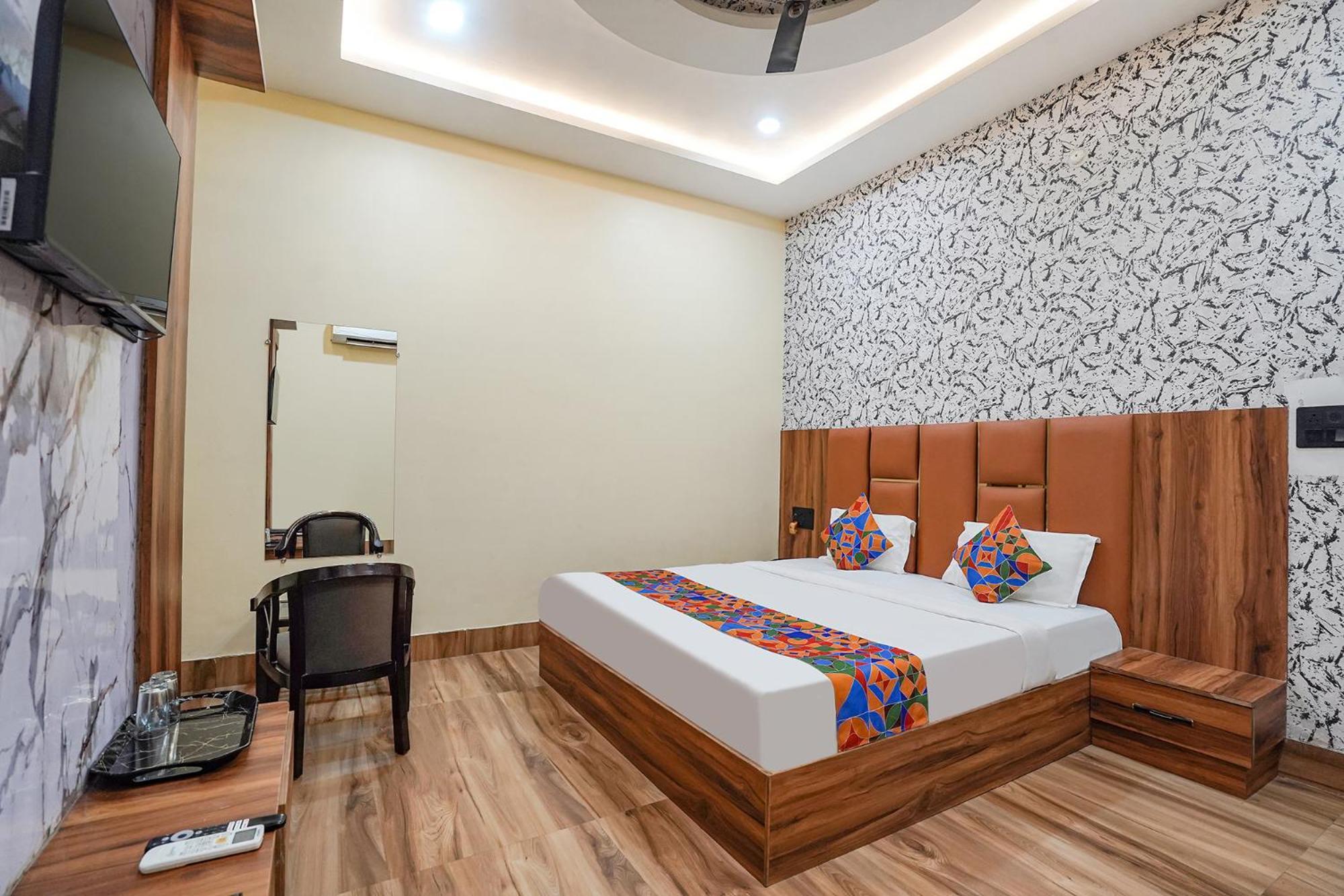 Fabhotel The Hotel Vrindavan
