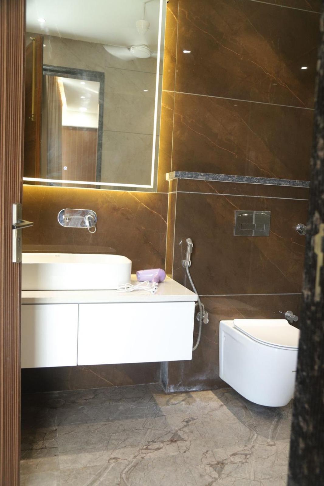 Shri Radha Oasis Hotel 3*