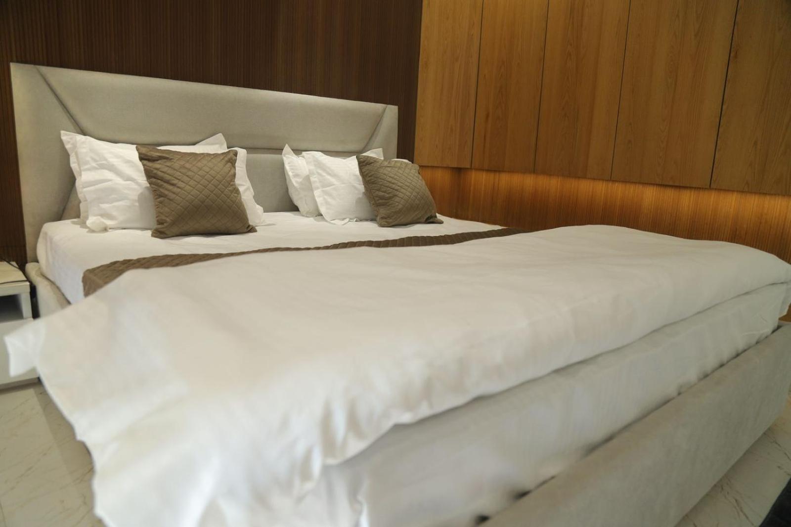 Shri Radha Oasis 3*