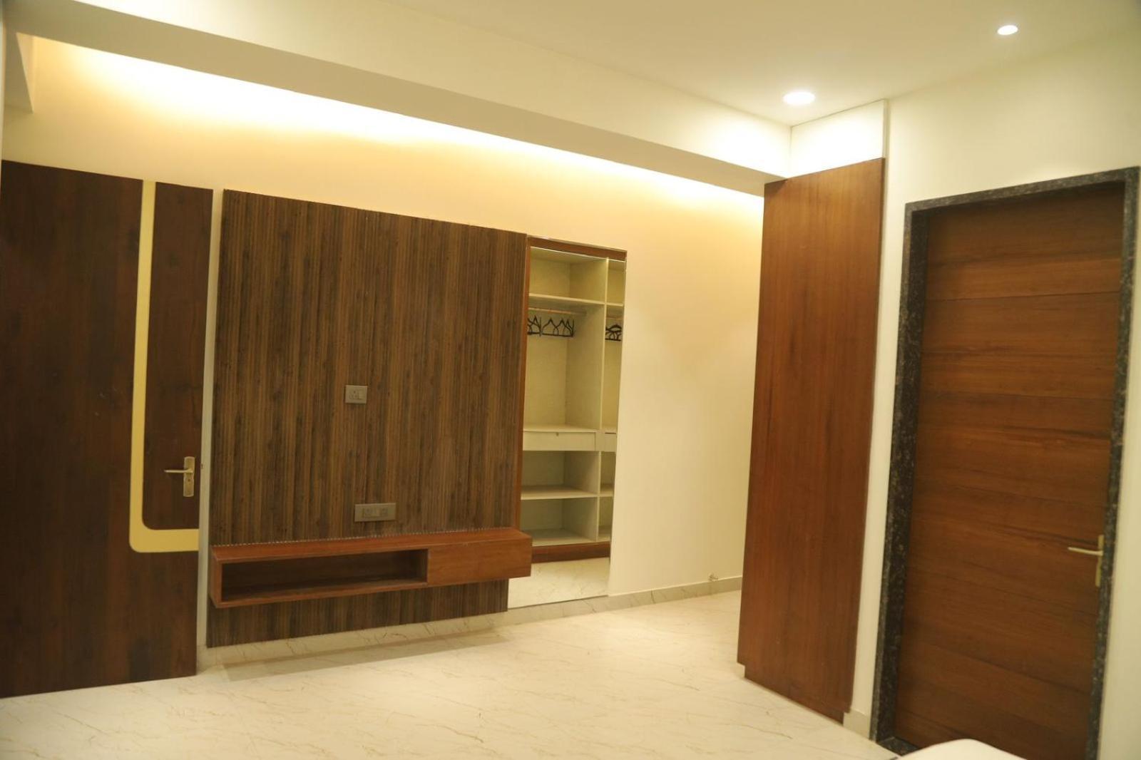 Shri Radha Oasis 3* Vrindavan