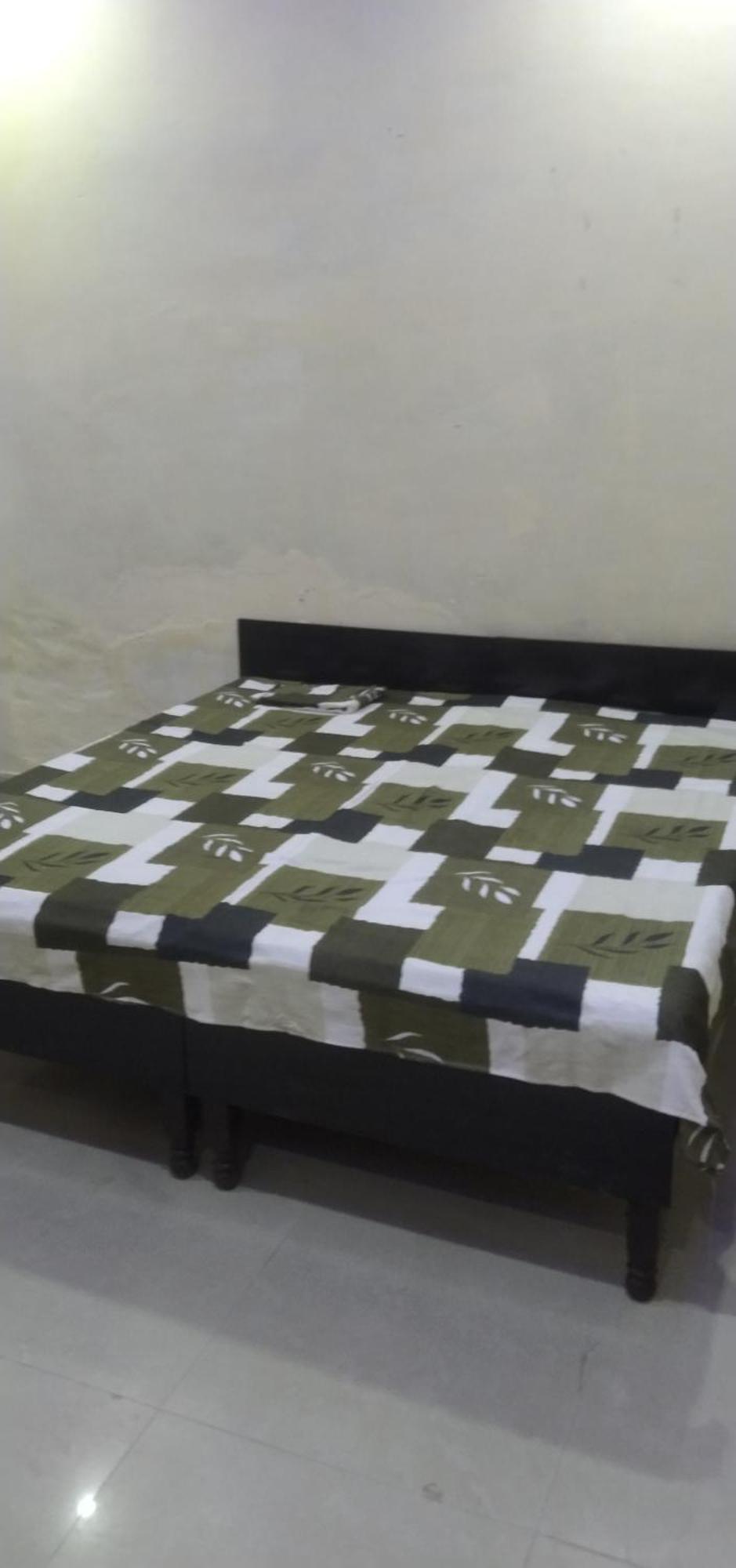 Vrinda Apartment *