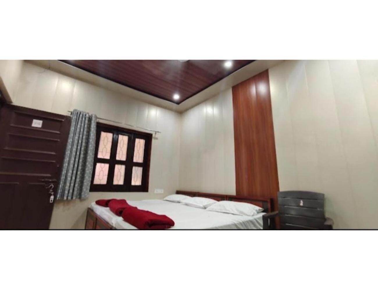 Homestay Vaishnavi Shakti Peeth, *