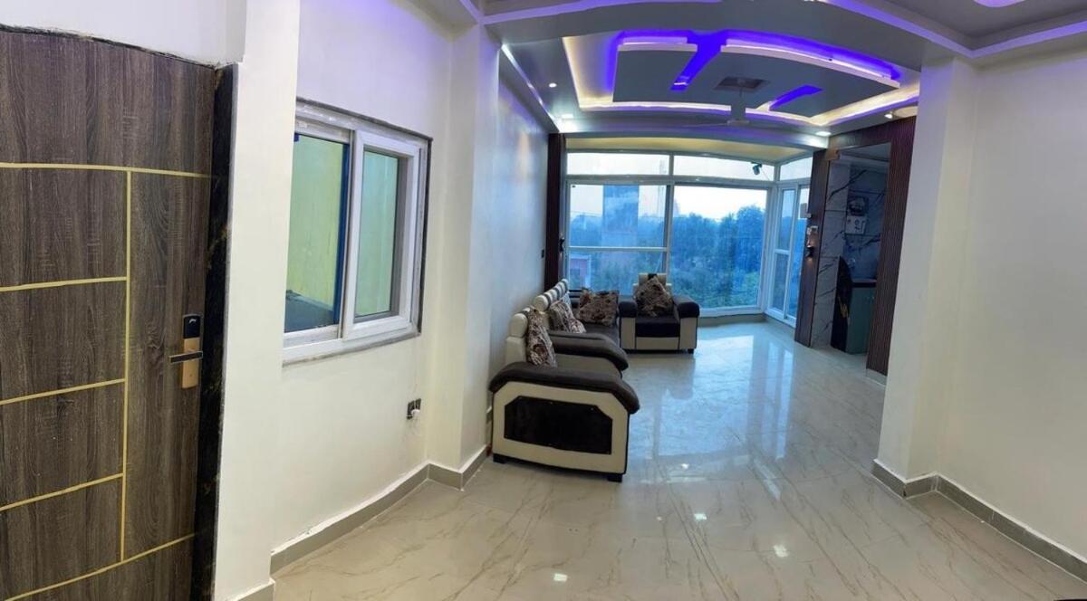Apartment Shri Radhey Krishna Vrindavan
