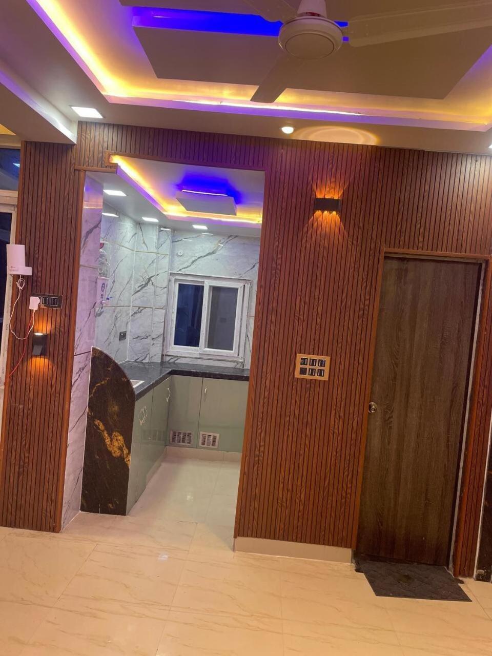 Apartment Shri Radhey Krishna Vrindavan