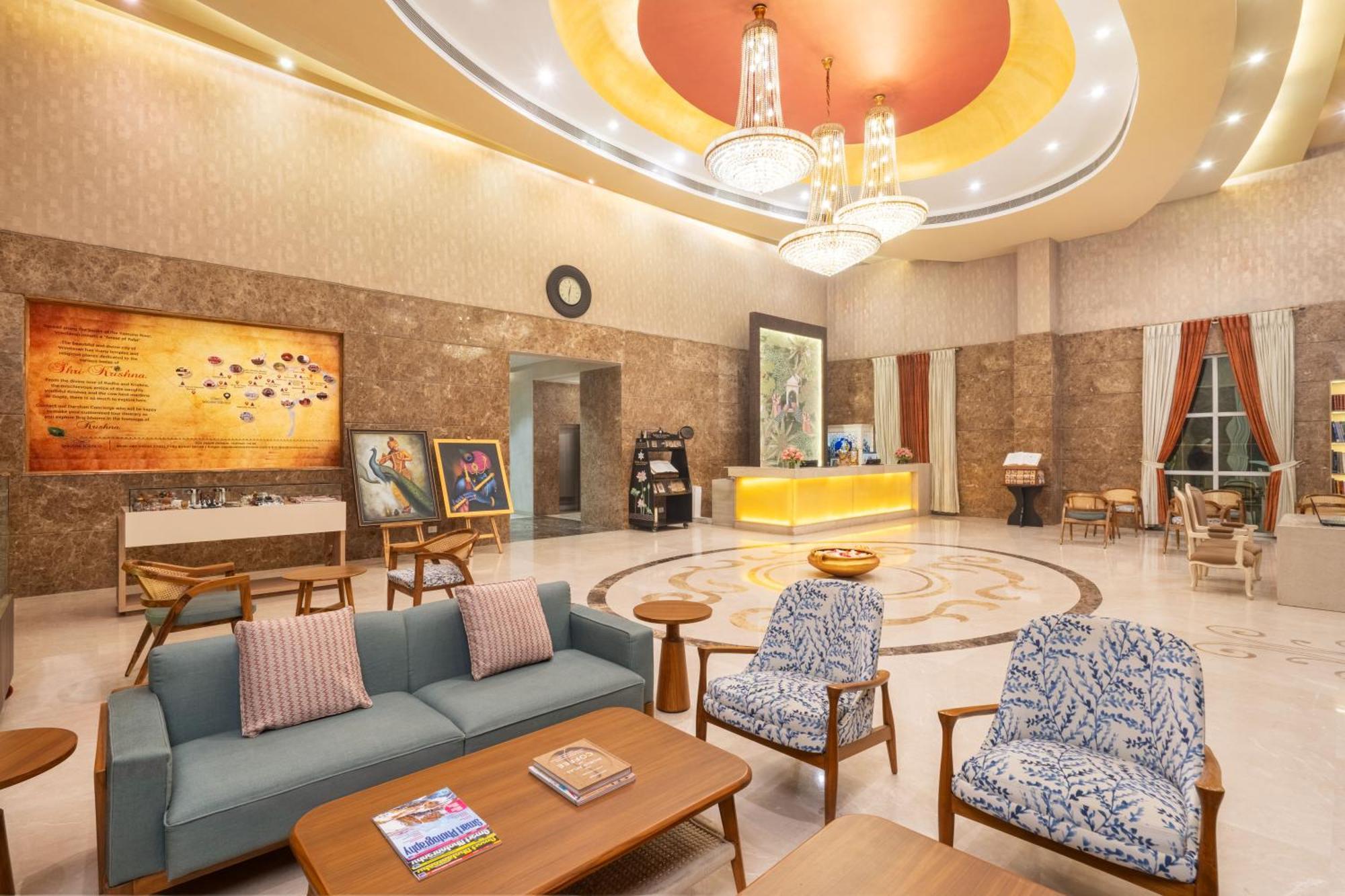 Nidhivan Sarovar Portico Hotel 4*