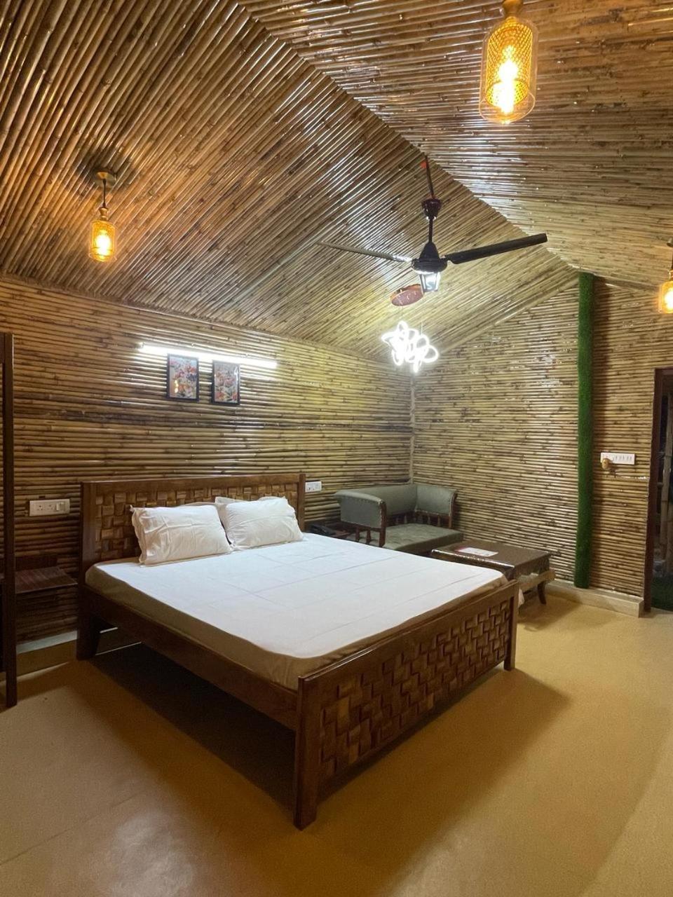 Resort Gopika