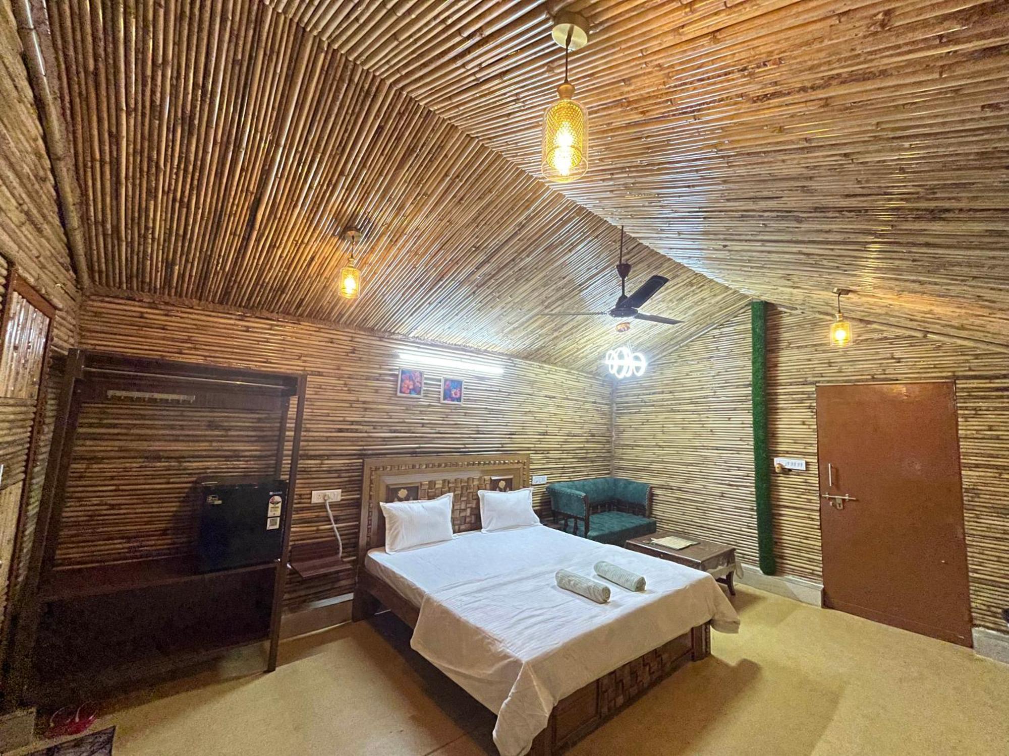 Resort Gopika