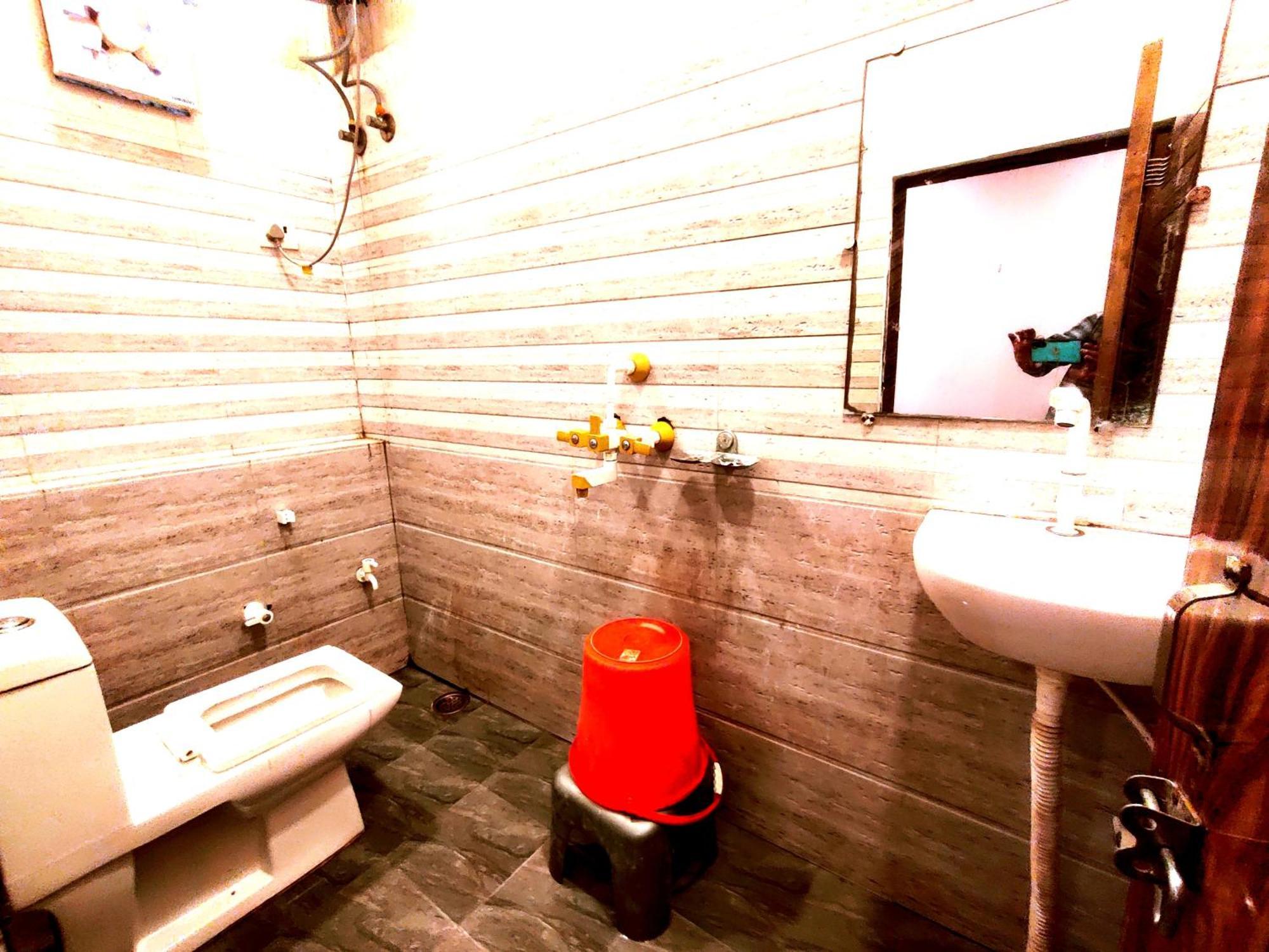 Shri Banke Bihari Seva Sadan Hotel 2*