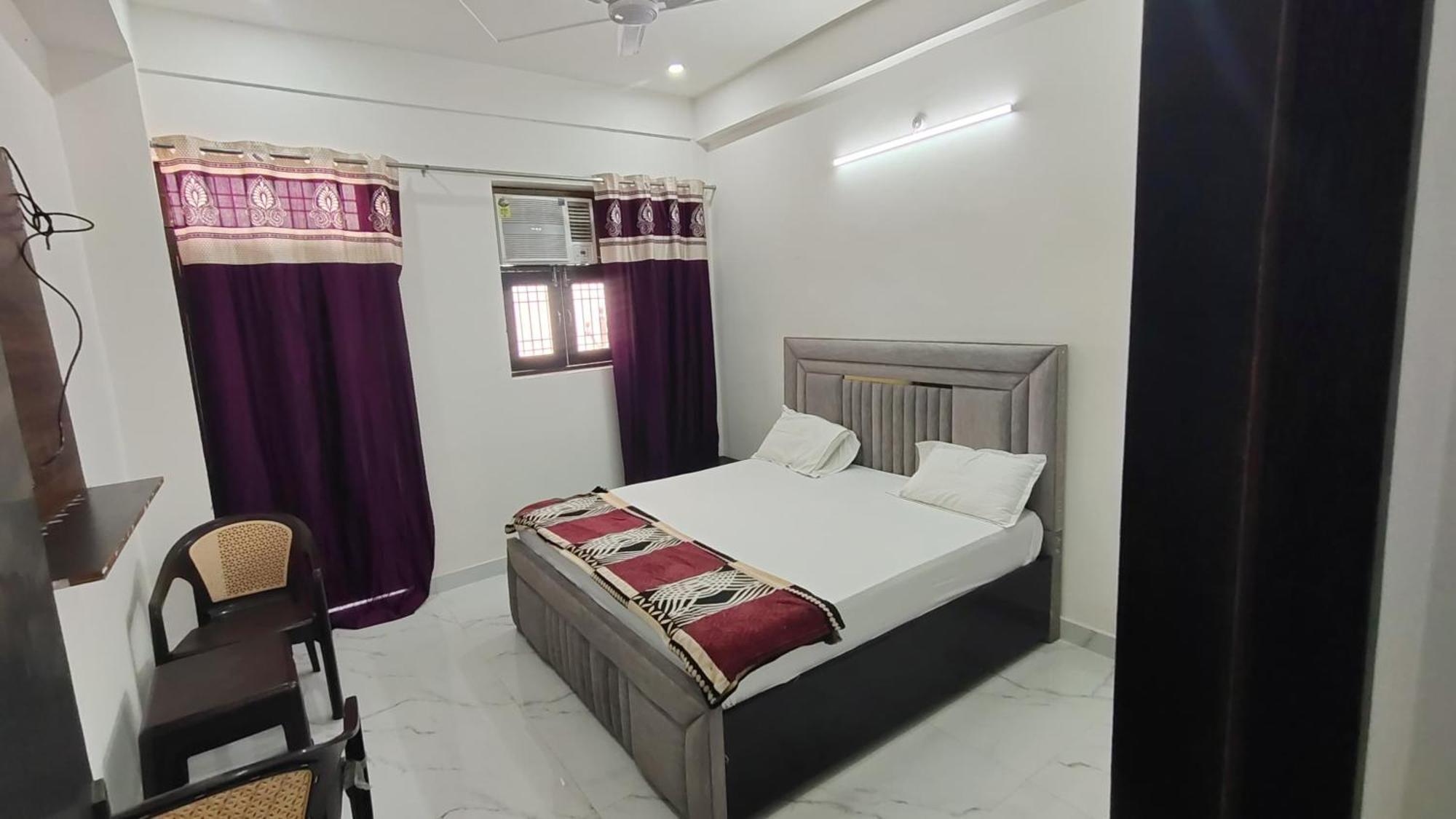 Bhavana Bhawan Hotel