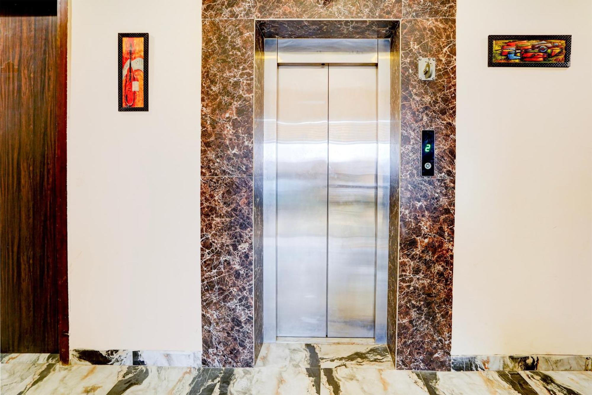 Hotel O Braj Heritage Vrindavan