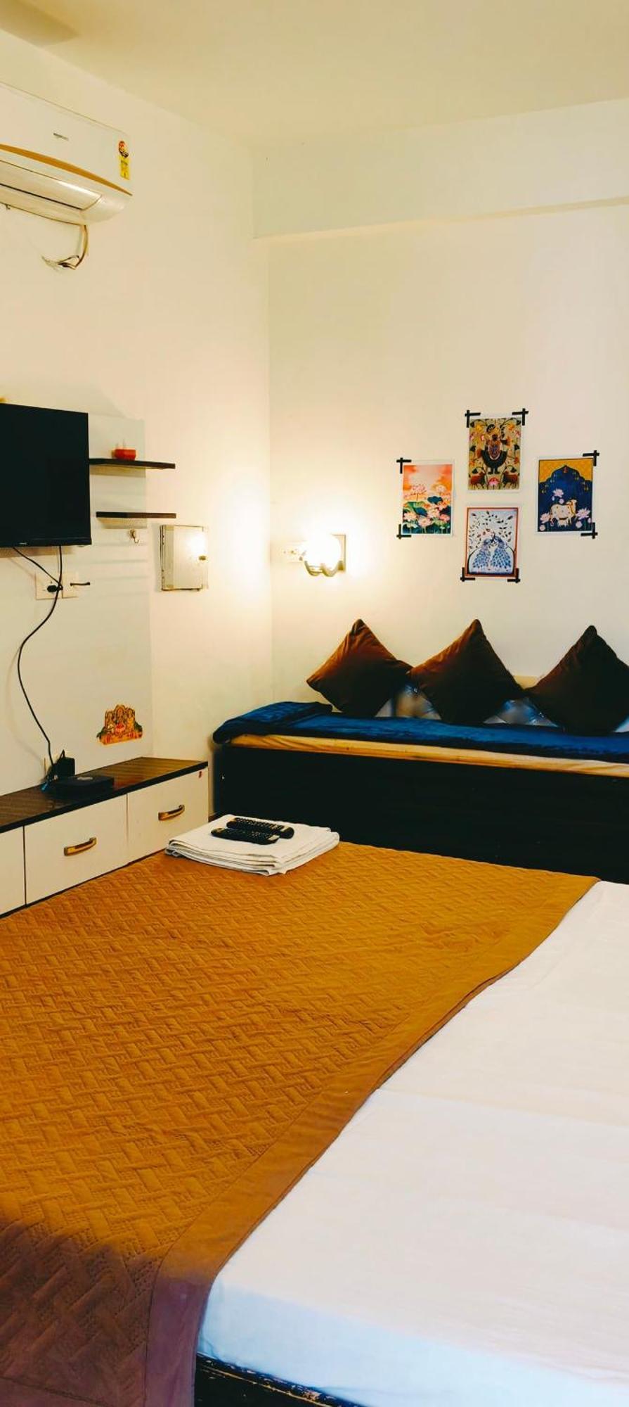 Vrinda Kutir Apartment Vrindavan