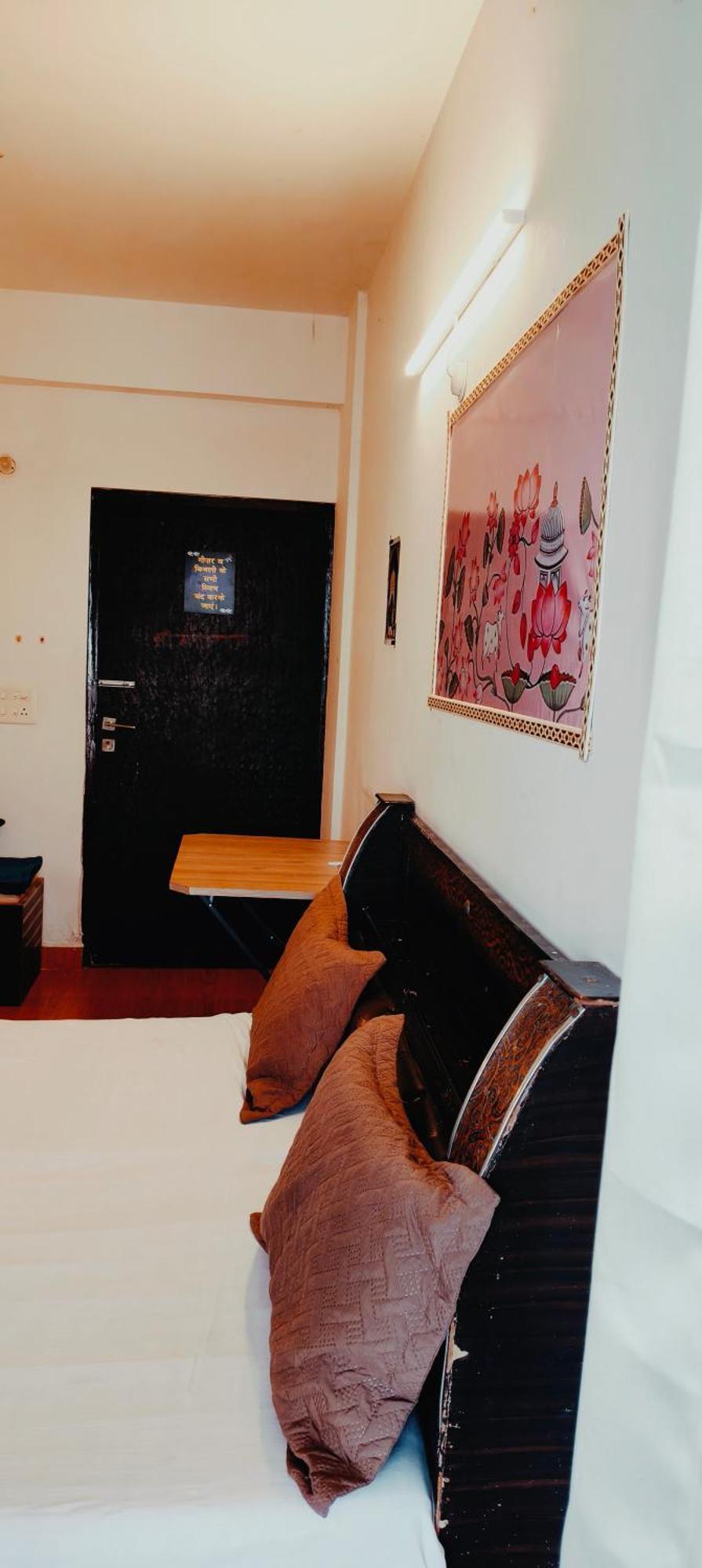 Vrinda Kutir Apartment *