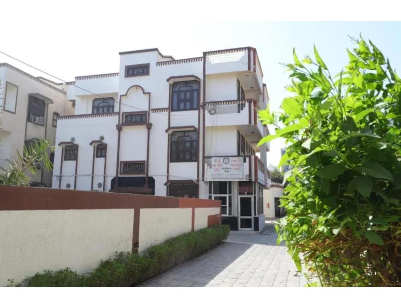 Homestay Shri Shri Radha Shyam Palace,