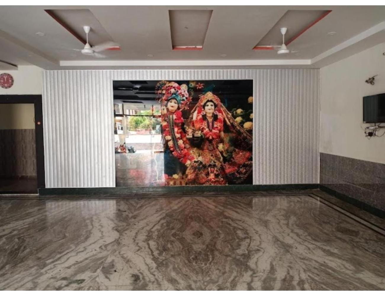 Shri Shri Radha Shyam Palace, Homestay *