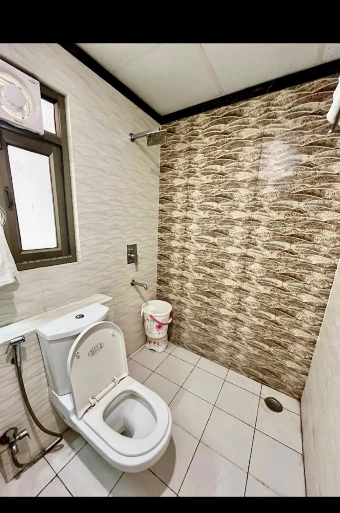 Zenroofs - Brij Bhumi Haven 1 *