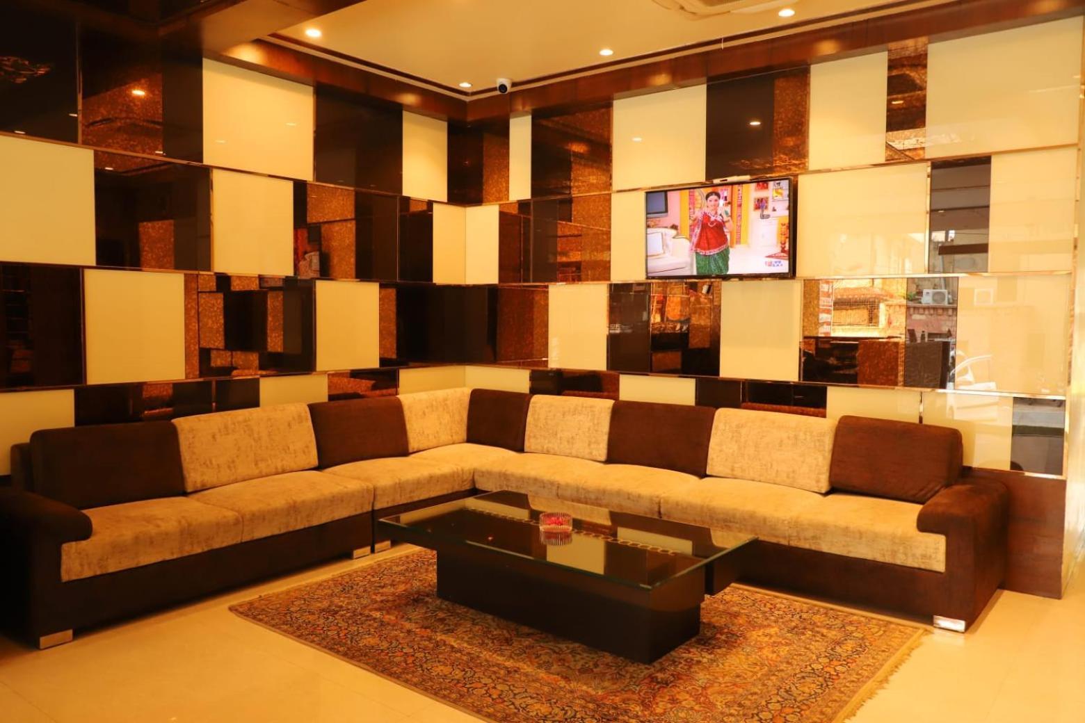 Ananda Castle Hotel