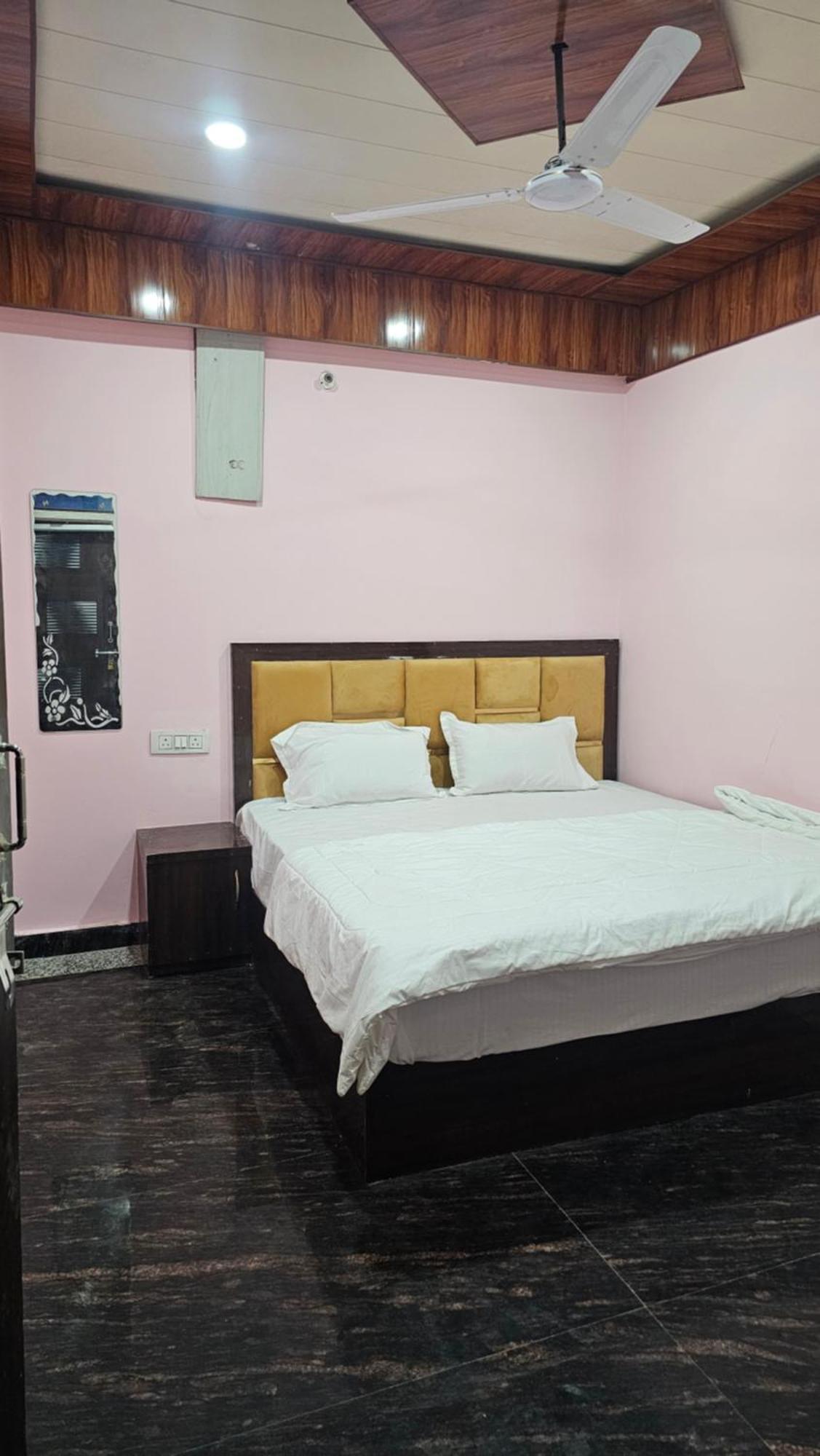 Divy Dhaam Near Prem Mandeer Vrindavan