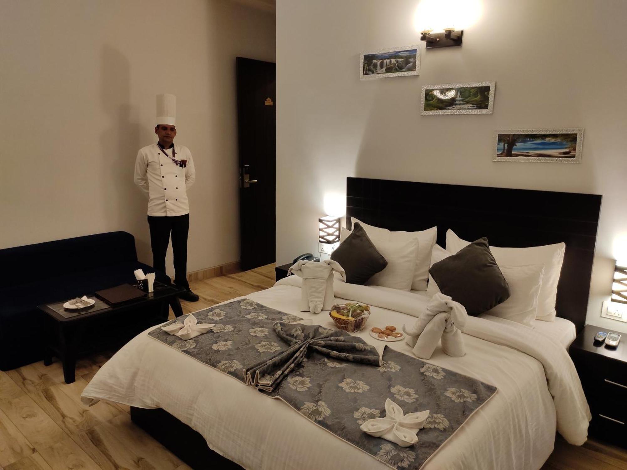 Anandan Citrine Hotel Vrindavan