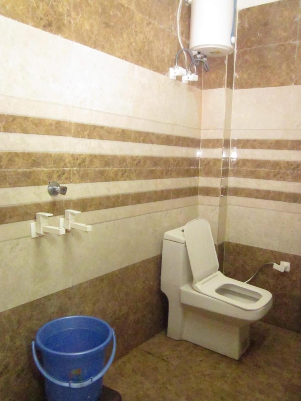 Shri Prabhu Dham 5*