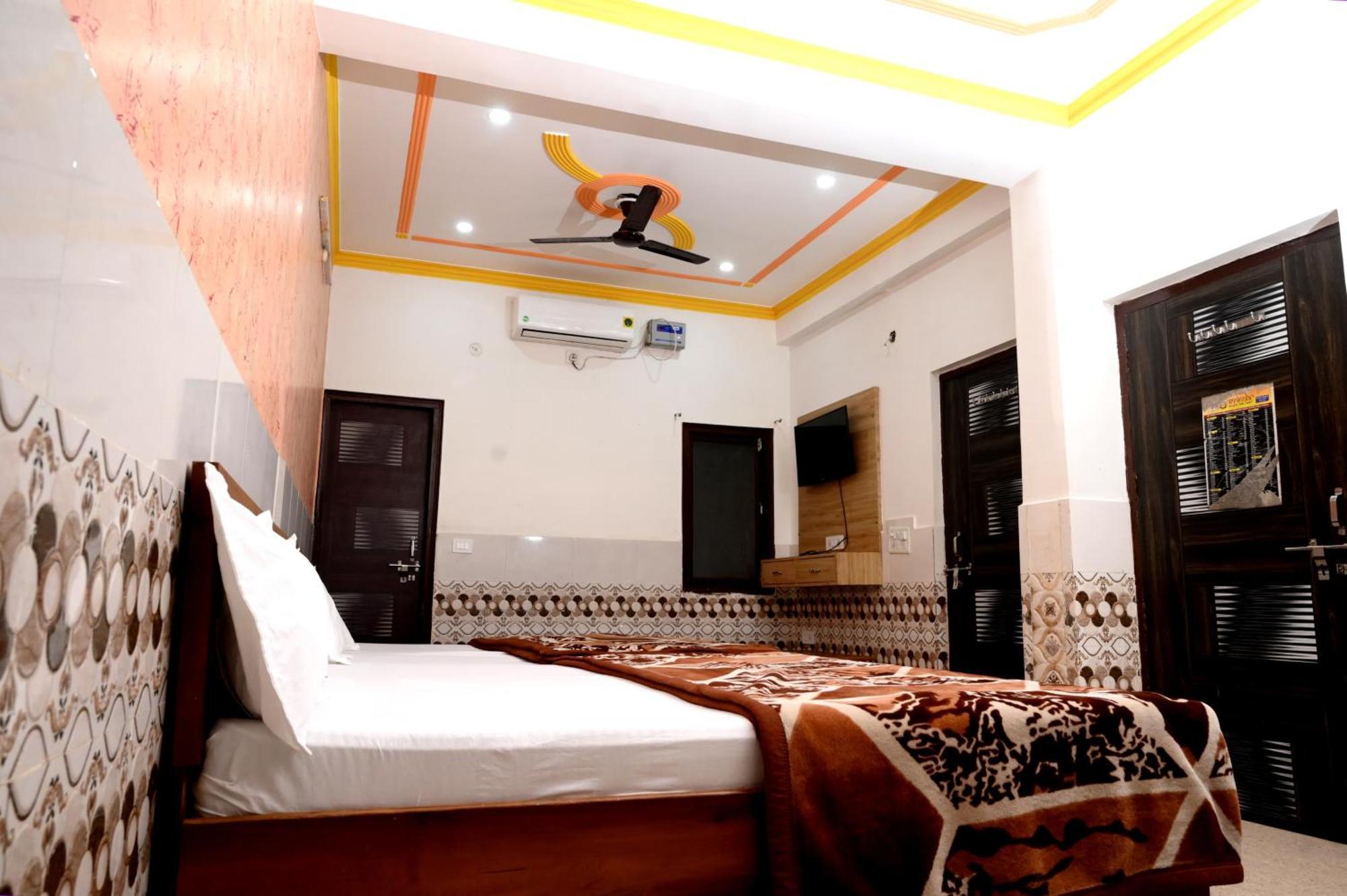 Jagannath Dham Hotel 3*