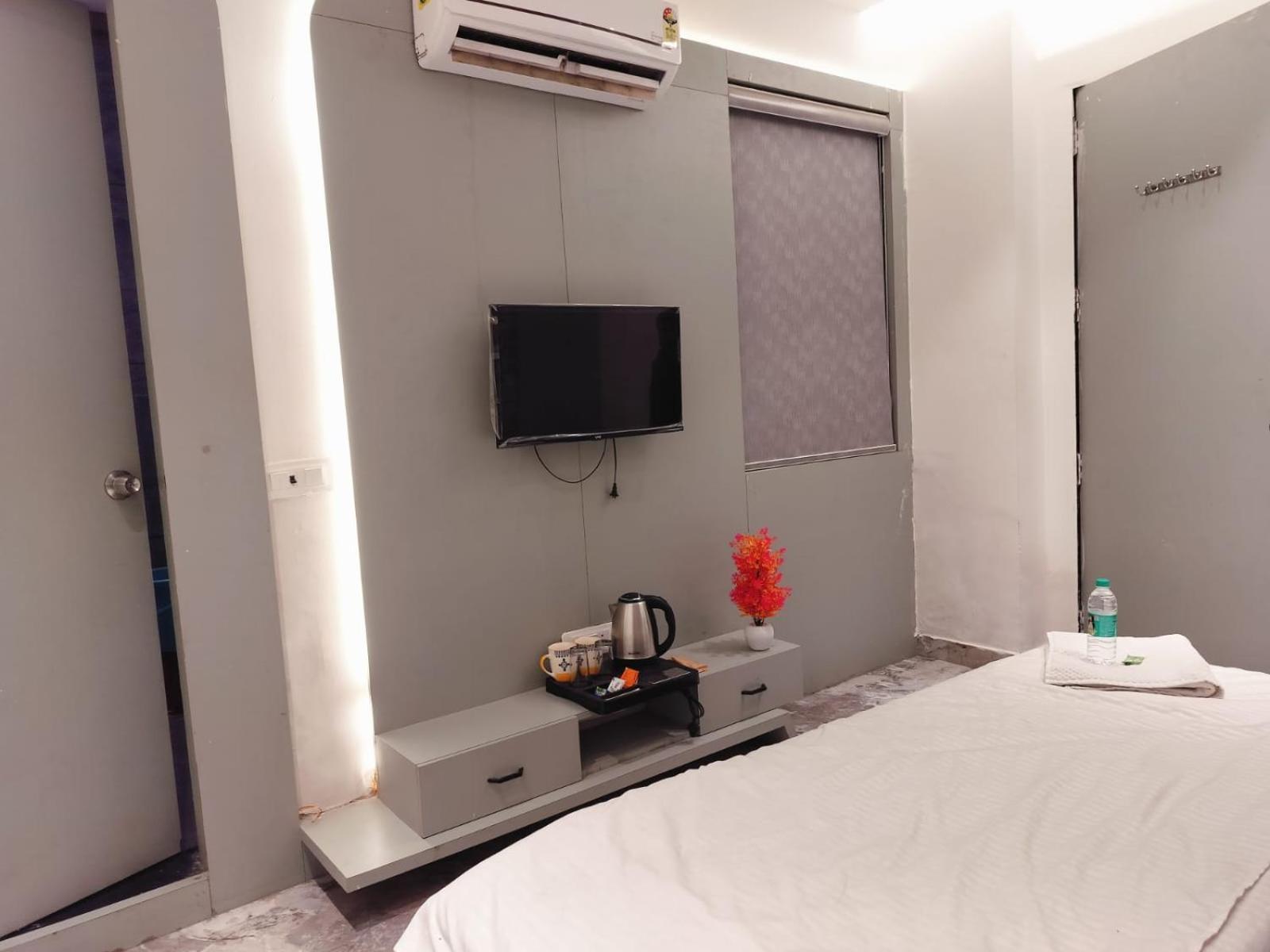 Shri Balaji Dham Guest house Vrindavan