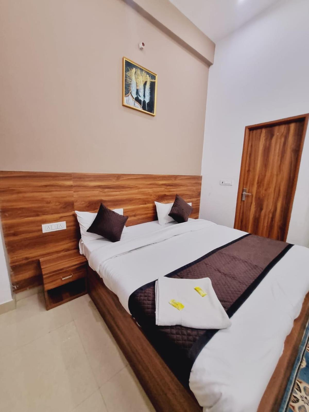 Super Townhouse Guest house