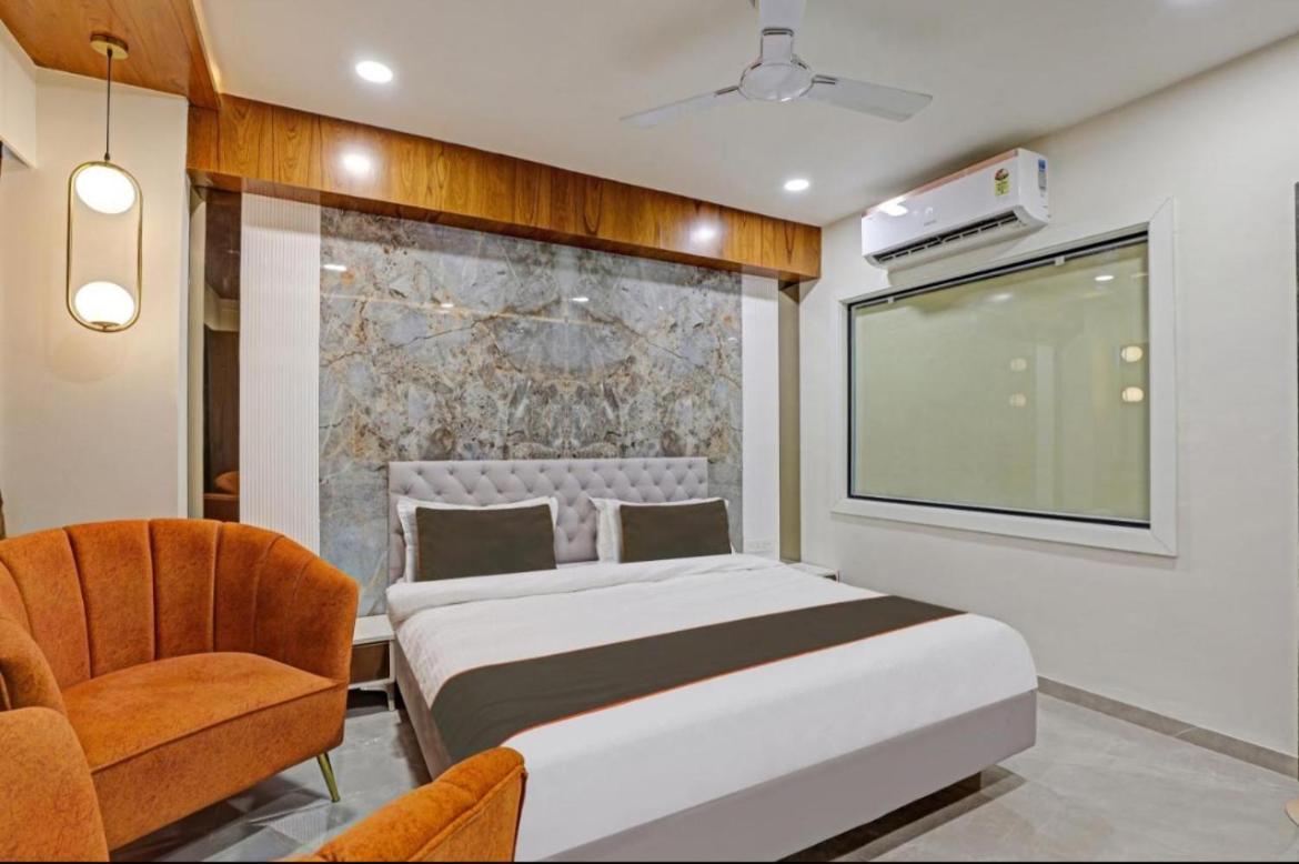 Guest house Golden Gate - Boutique In Vrindavan