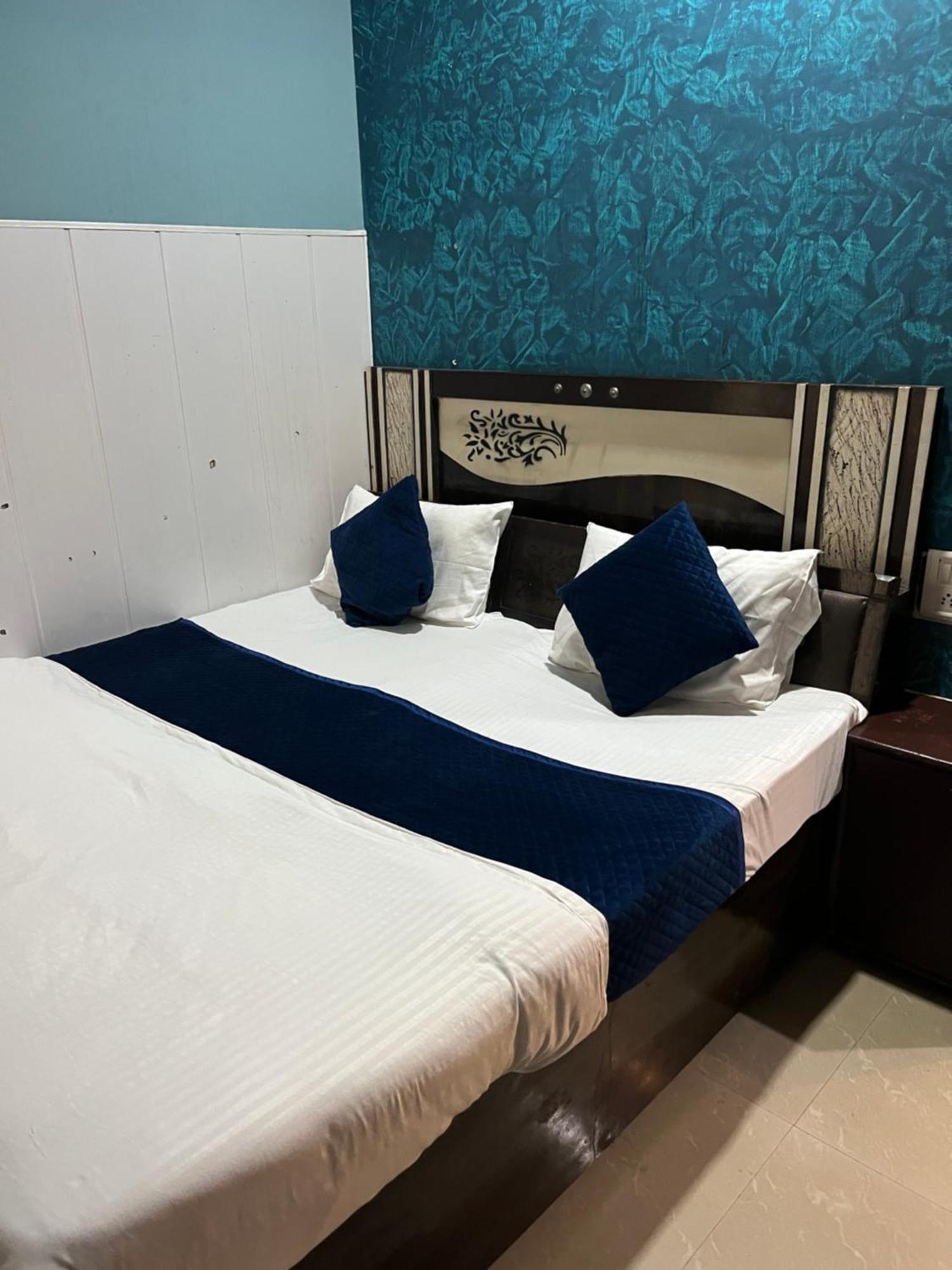 Great - Rated In Vrindavan- Ideal For Families Hotel Vrindavan
