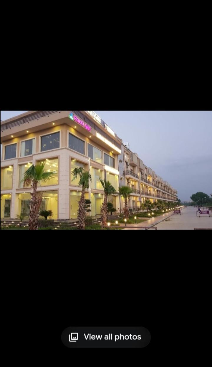 Hotel Vrindavan Suites At Omaxe Enternity Vrindavan