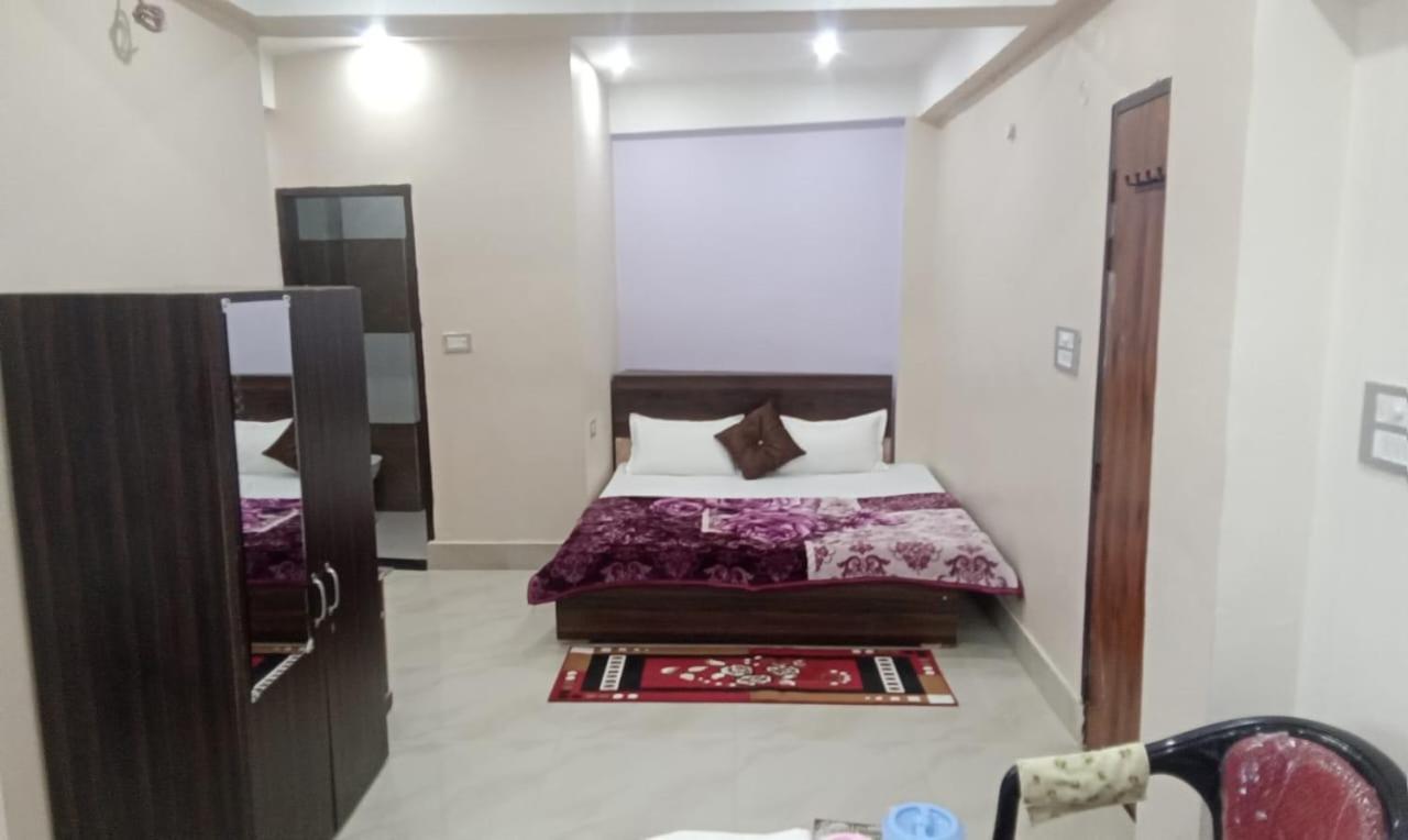 Hotel Dixit Residency Vrindavan