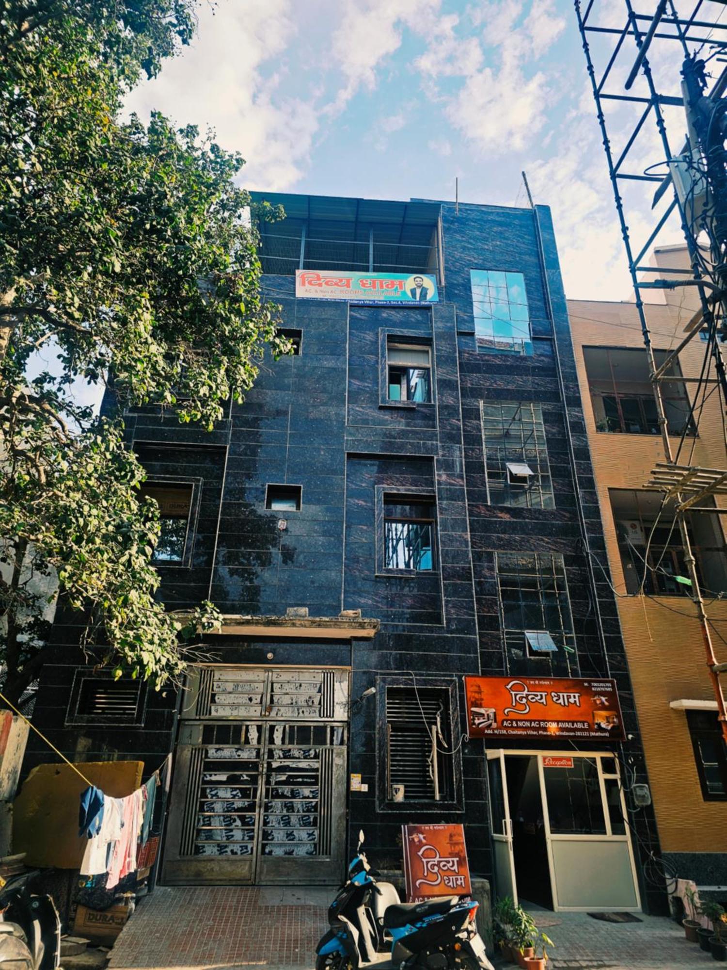 Divy Dhaam Near Prem Mandeer Guest house