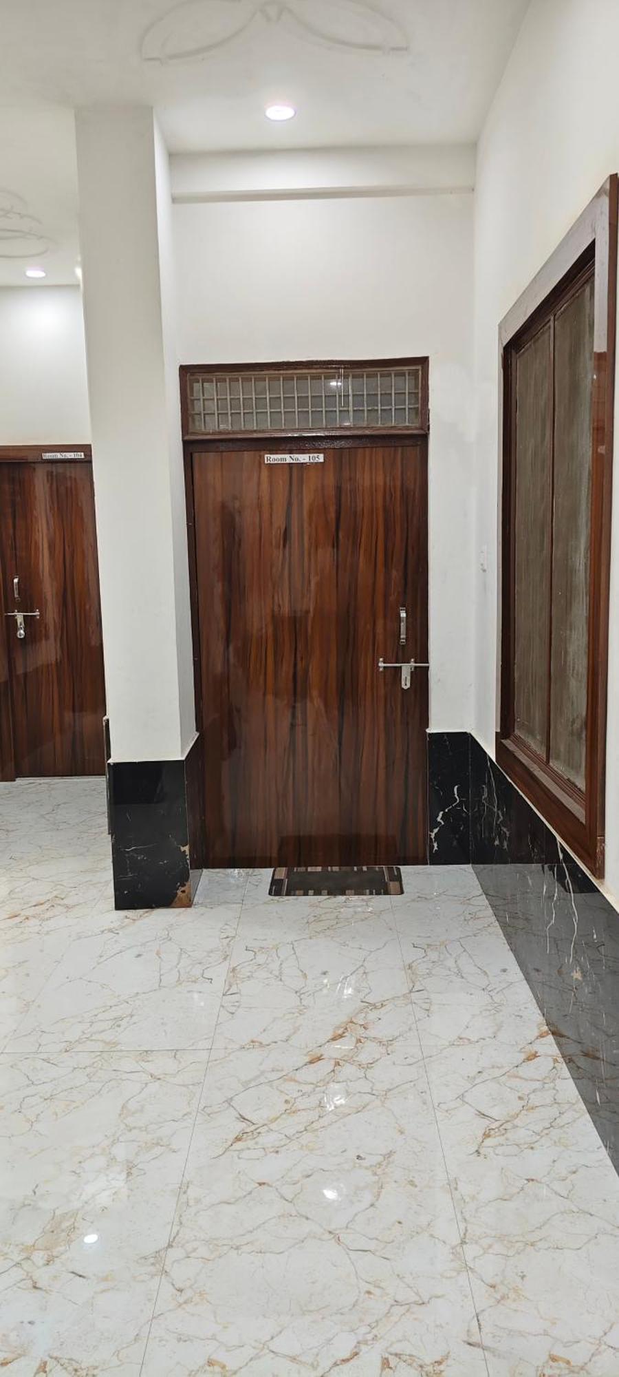 Shri Nikunj Dham Vrindavan