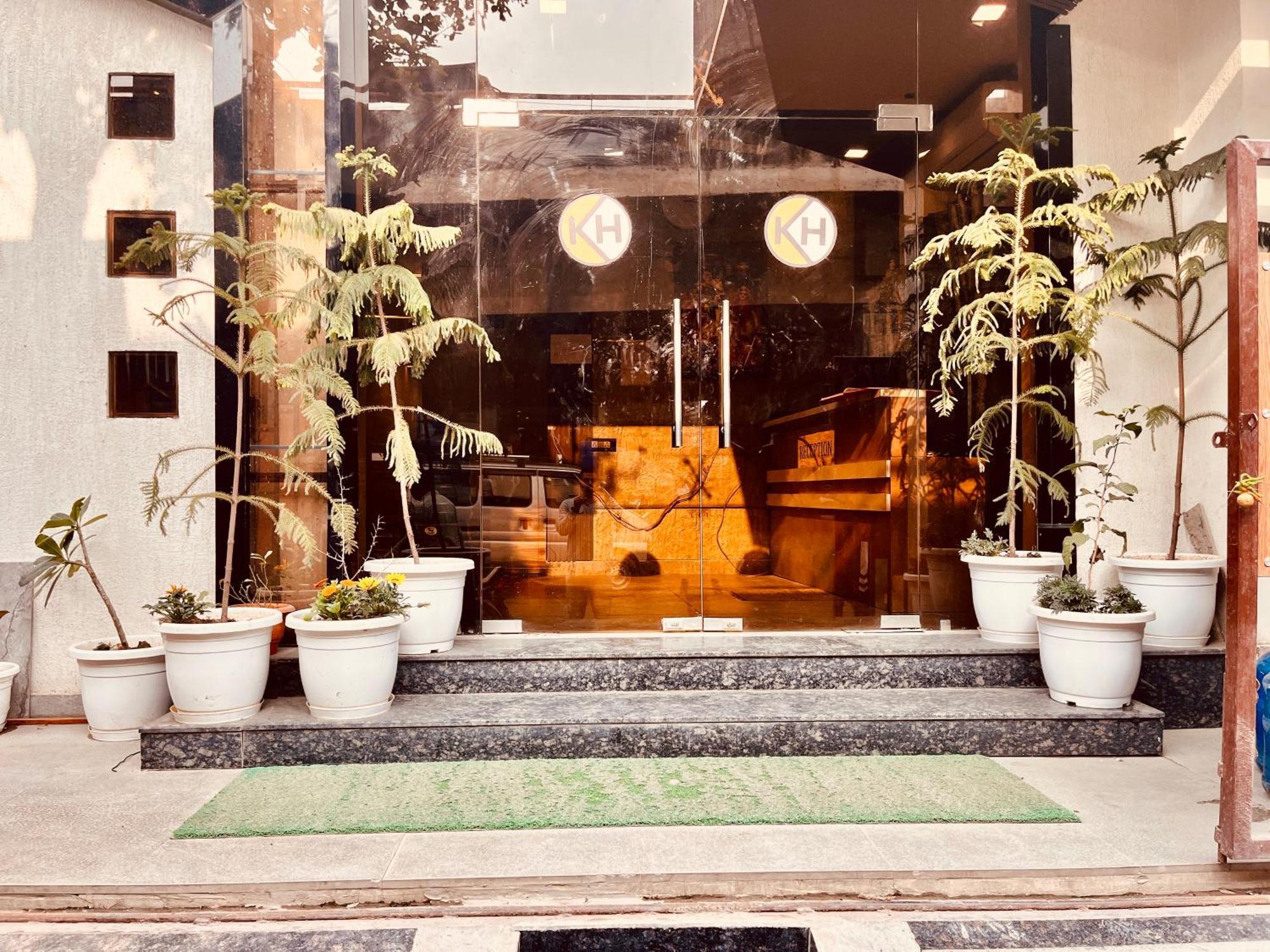 Hotel The Pearl Vrindavan
