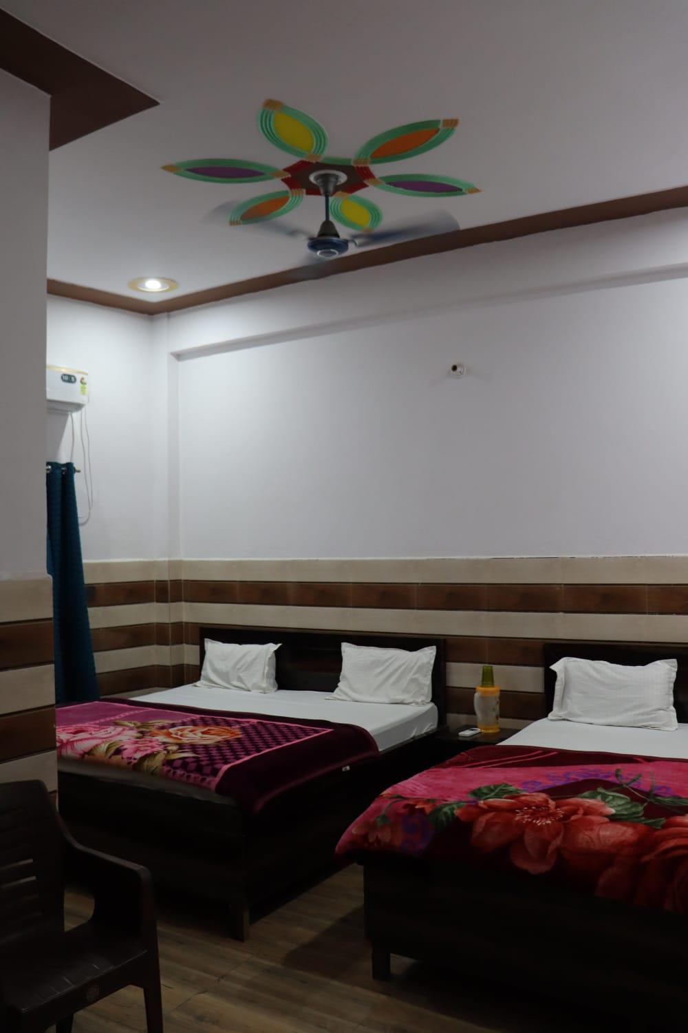Guest house K.d.dham-near Prem Mandir Vrindavan