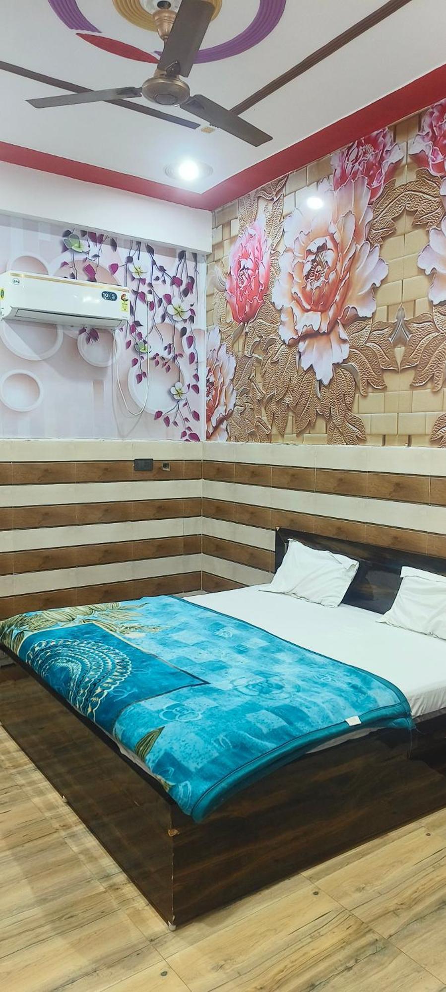 Guest house K.d.dham-near Prem Mandir Vrindavan