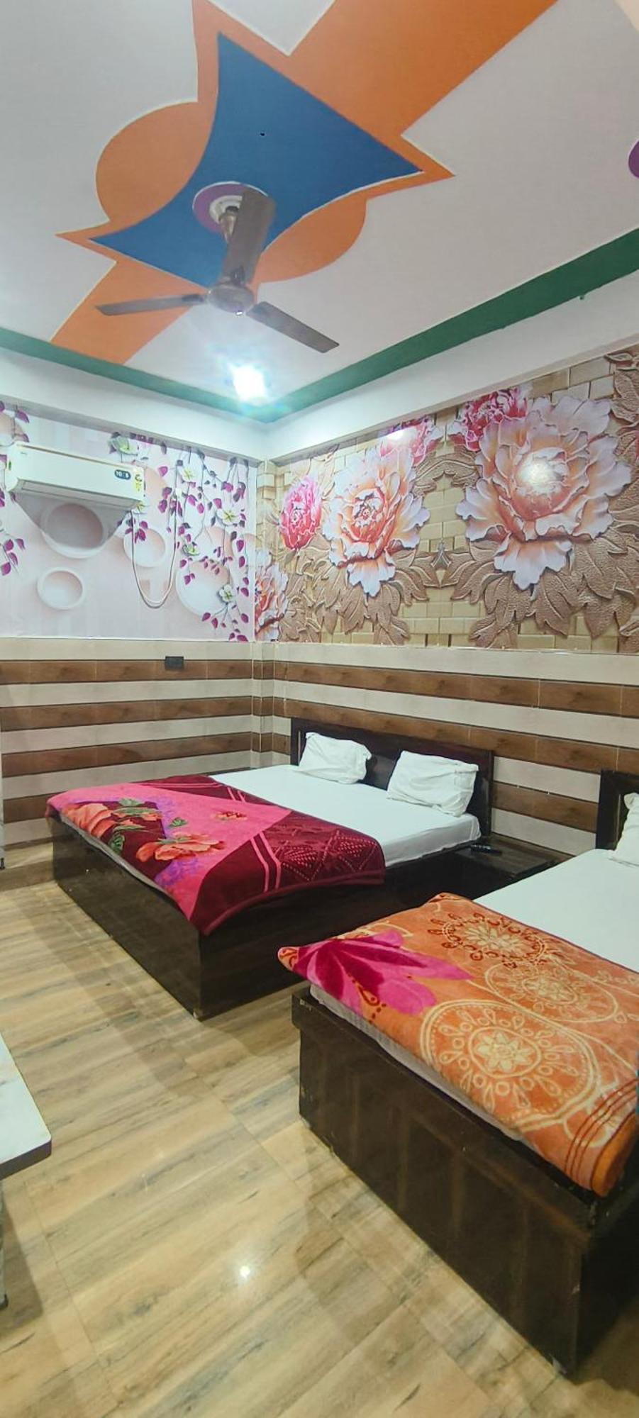 K.d.dham-near Prem Mandir *