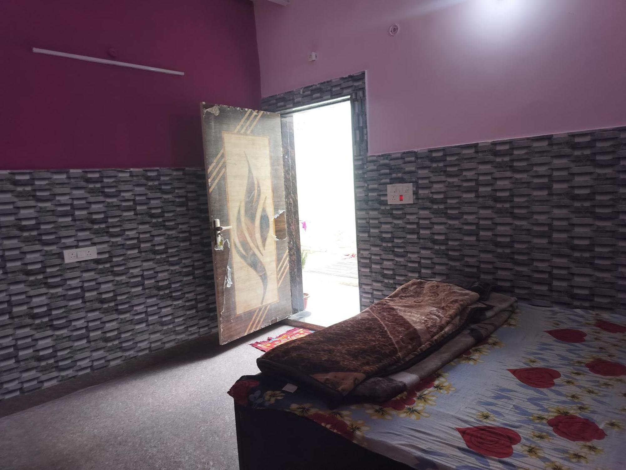 Shri Krishna Kunj Homestay Vrindavan