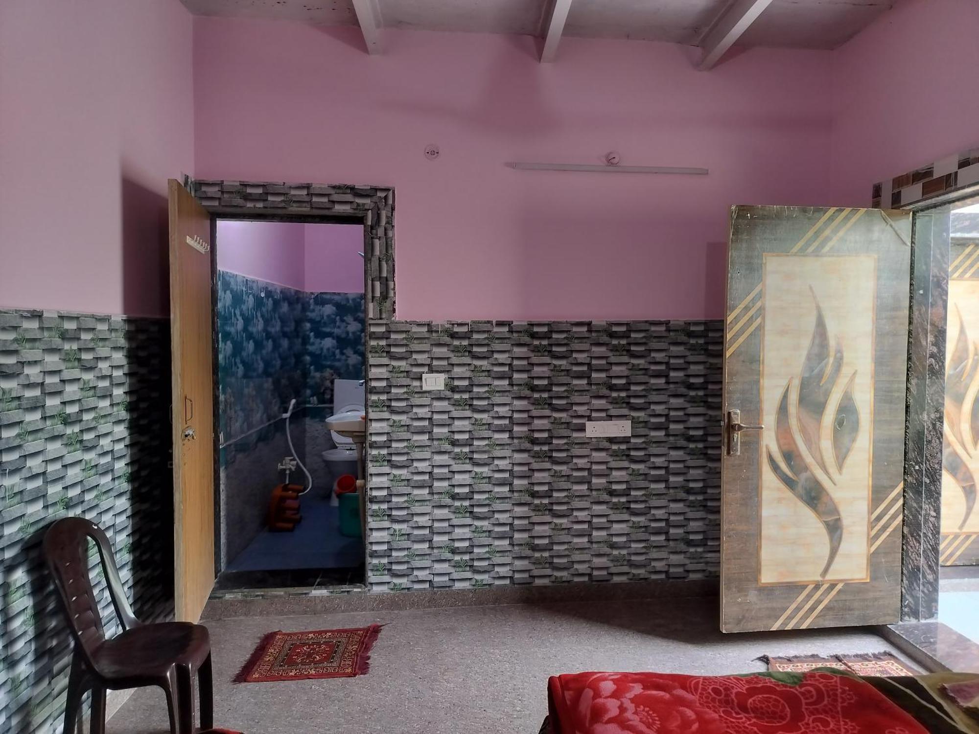 Homestay Shri Krishna Kunj *