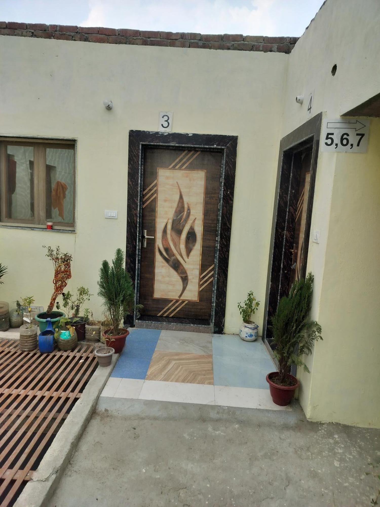 Shri Krishna Kunj *