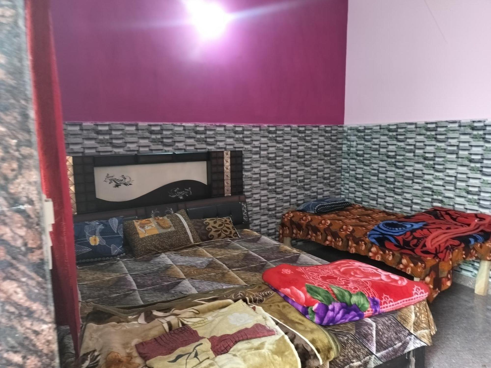 Shri Krishna Kunj Homestay *