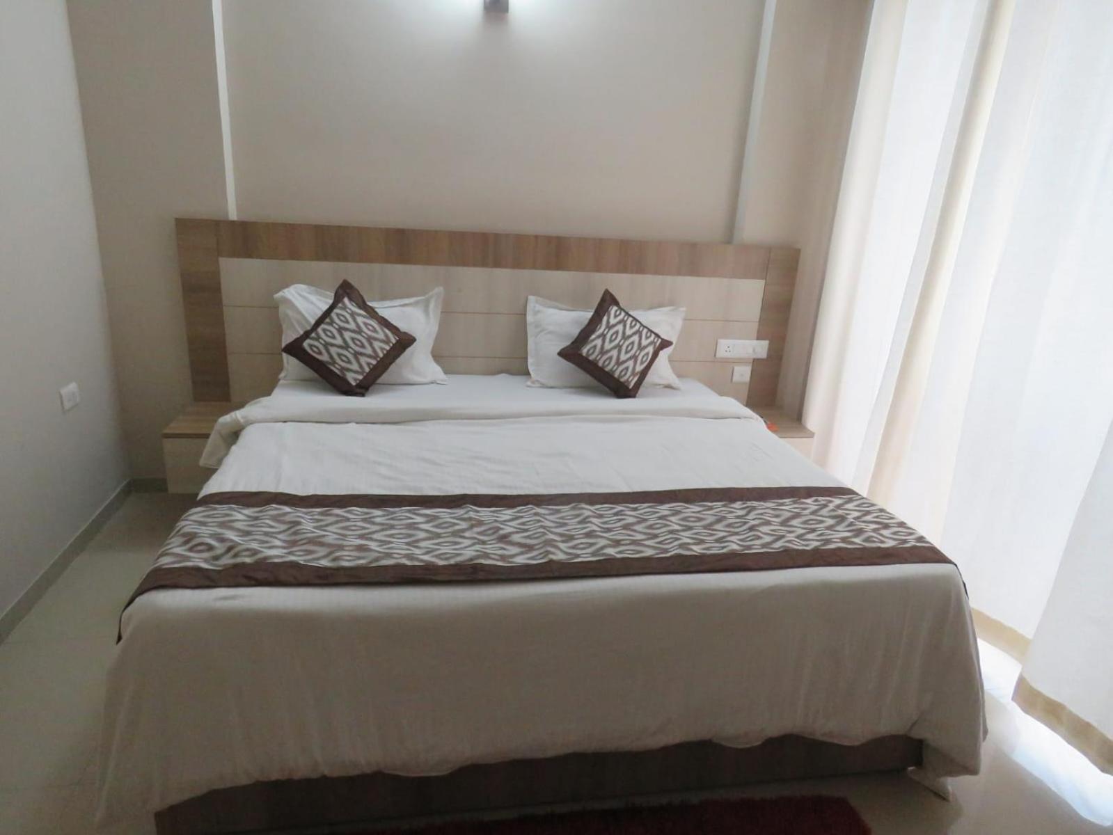 Hotel Brij Darshan Holidays